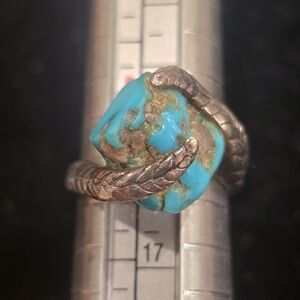 Sterling Silver And Turquoise Nugget Leaf Design Ring